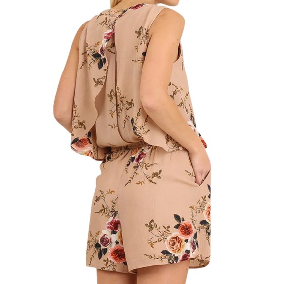 Umgee Taupe Floral Short Romper Sleeveless  Lined Shorts Open Back Size Small - Picture 2 of 6